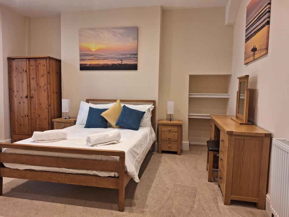 Lfracombe Holiday Apartment Close To Tunnels Beaches Илфракомб Екстериор снимка