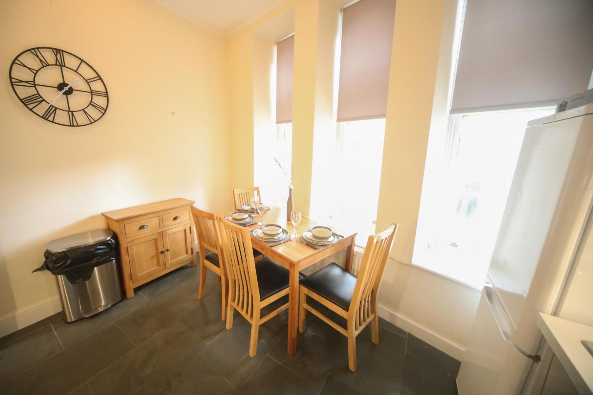 Lfracombe Holiday Apartment Close To Tunnels Beaches Илфракомб Екстериор снимка
